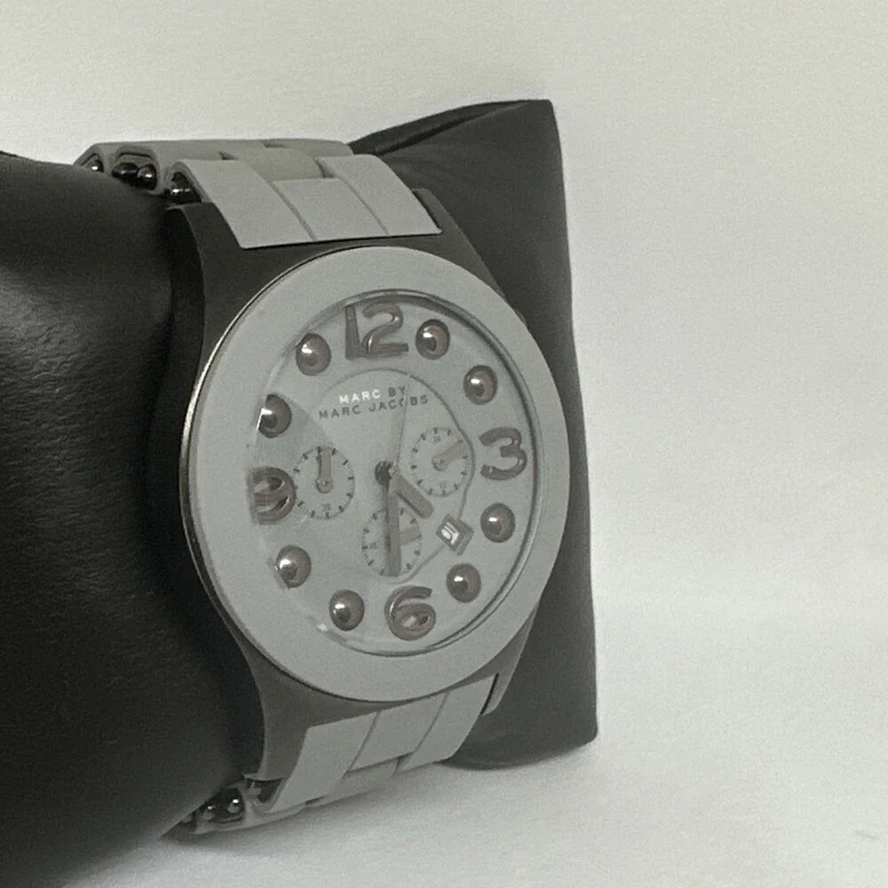 Marc By Marc Jacobs MBM2566 Women Silicone Strap Analog Dial Quartz Watch HME755
